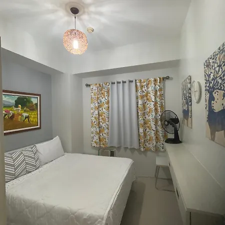 Sea 2-Br Unit With Free Parking Near Mall Of Asia